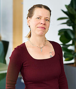 Portraitfoto von Tanja Stobäus