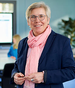 Portraitfoto von Inken Johannsen