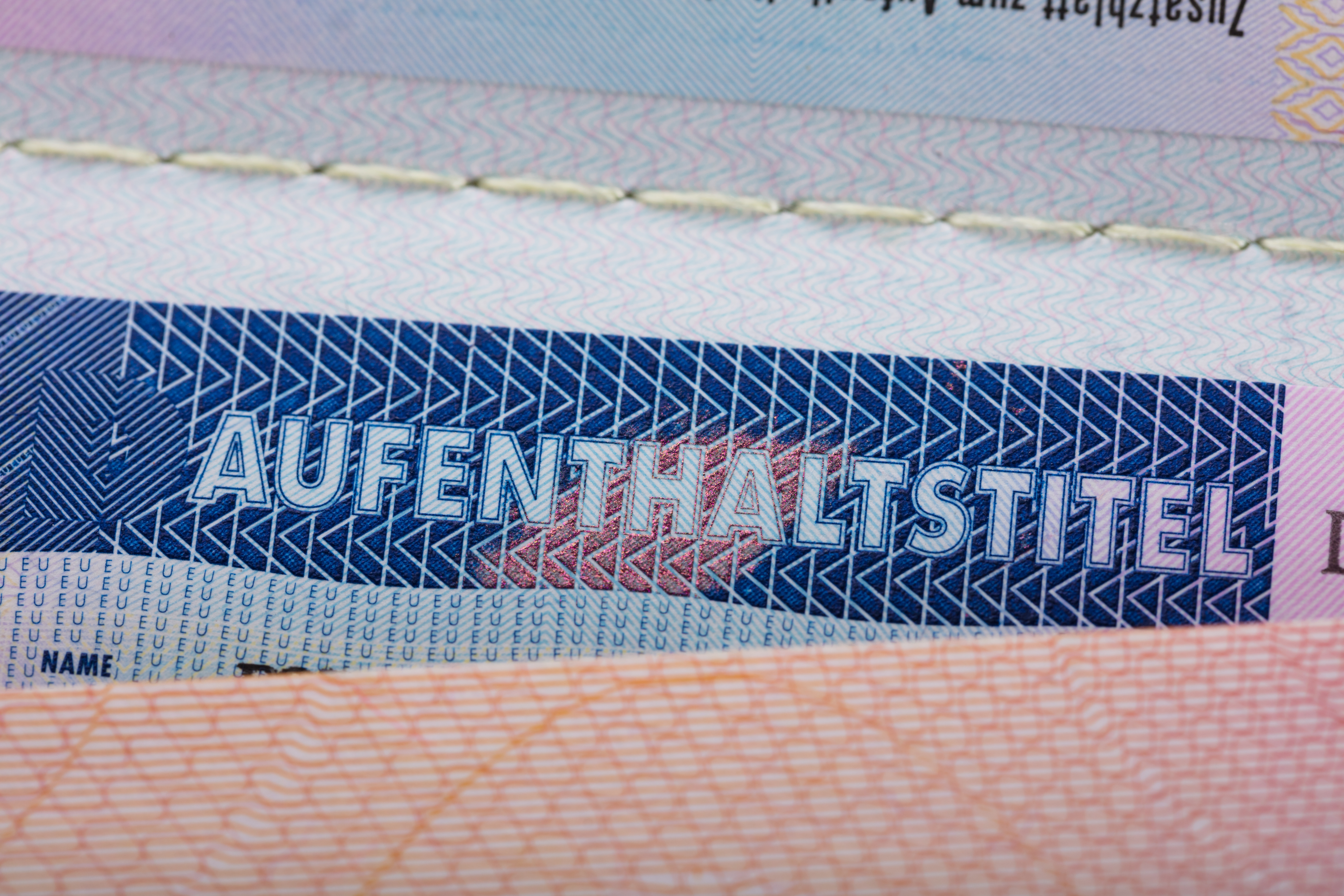 Aufenthaltstitel Text auf dem Ausweisdokument.